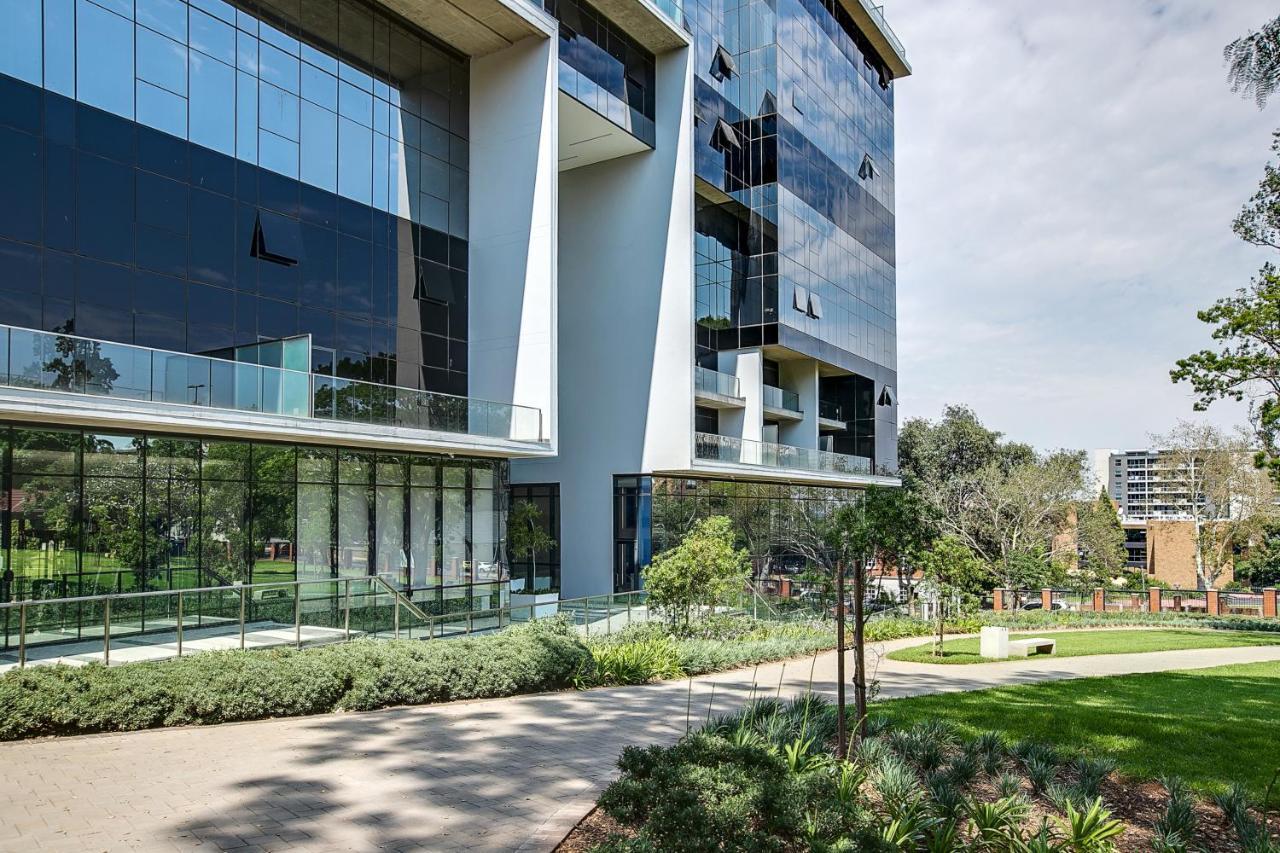 The Park Central Residence - With Generator Johannesburg Exterior photo