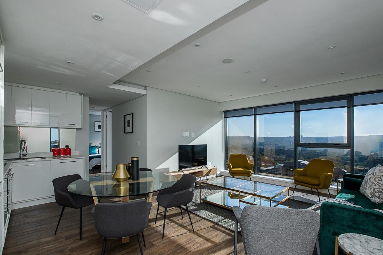 The Park Central Residence - With Generator Johannesburg Exterior photo