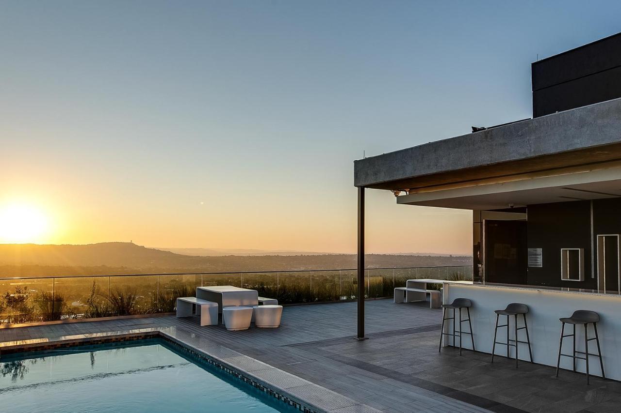 The Park Central Residence - With Generator Johannesburg Exterior photo